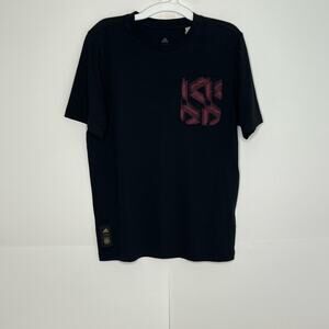 Adidas Boys Tee Size Large